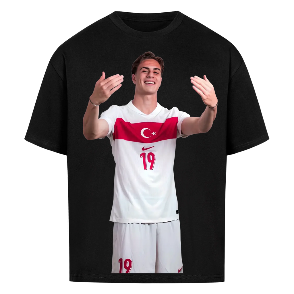 Fußball Fan T-Shirt – Kenan Yildiz – Oversized Shirt für echte Fußballfans