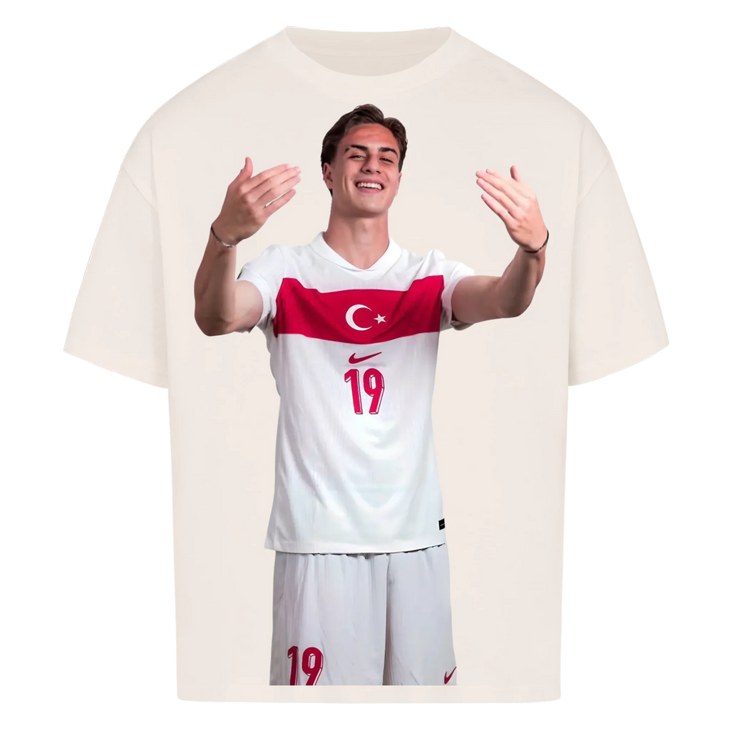 Fußball Fan T-Shirt – Kenan Yildiz – Oversized Shirt für echte Fußballfans