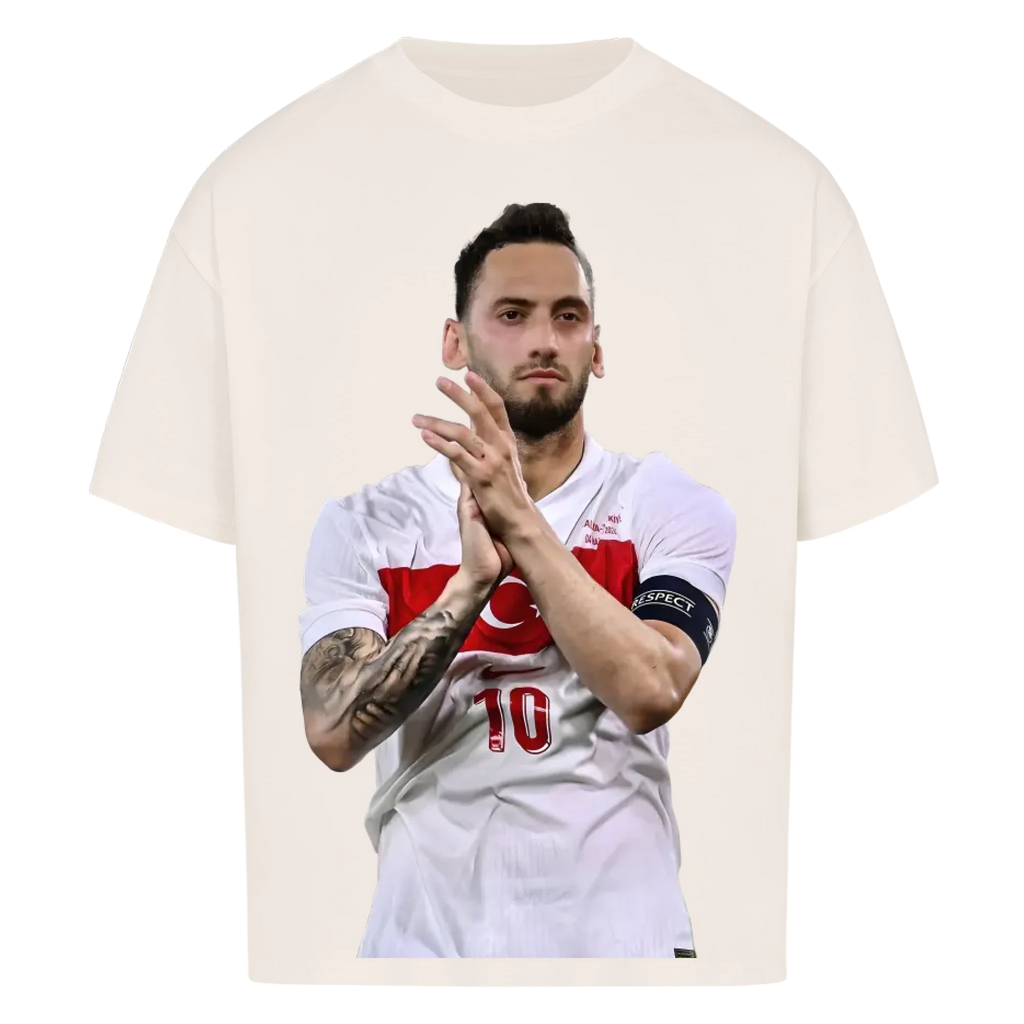 Fußball Fan T-Shirt - Hakan Çalhanoğlu – Oversized Shirt für echte Fußballfans